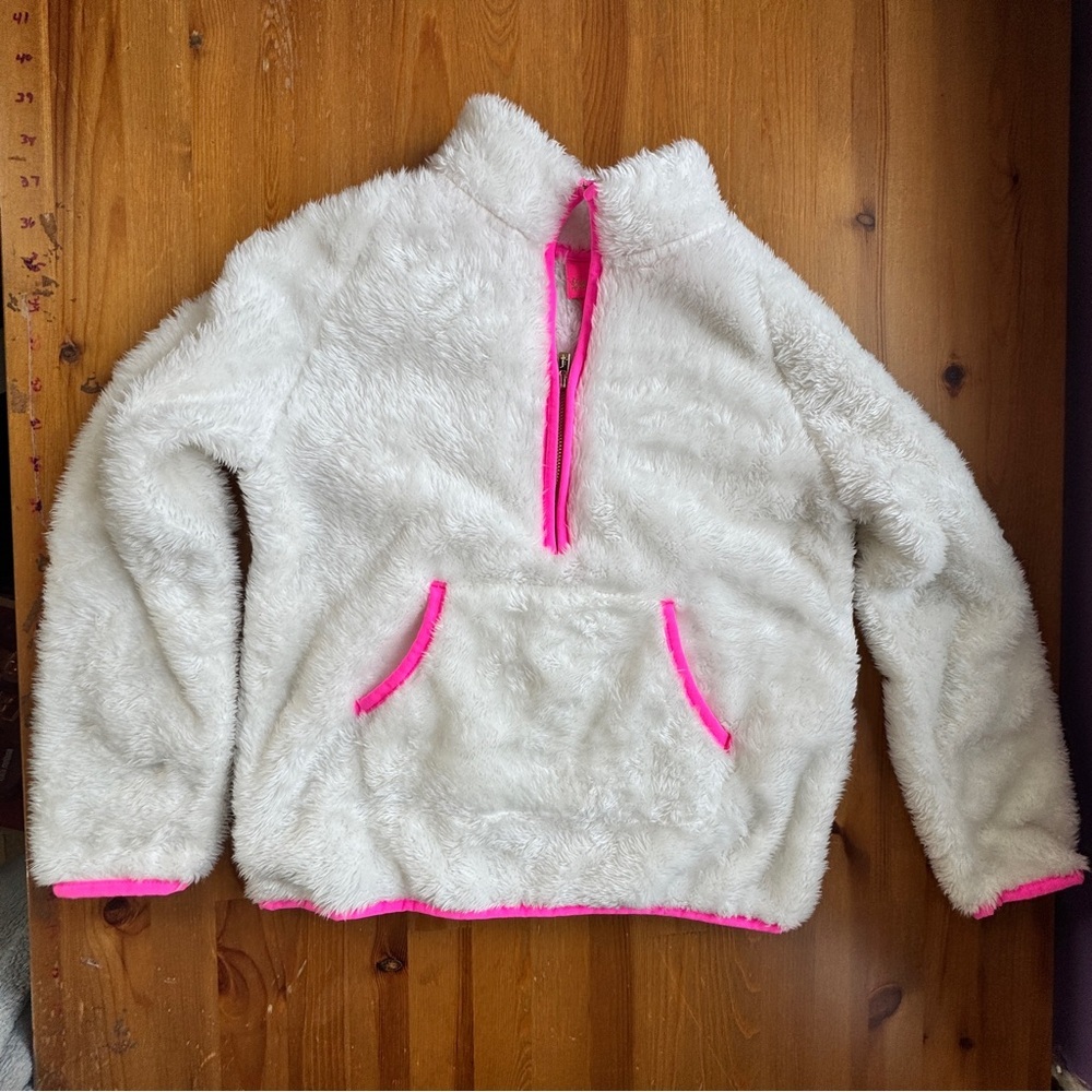 Lilly Pulitzer white pullover fleece size 8/10